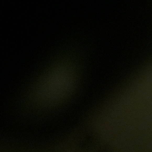 Meet your Posher, Cynthia - Picture 1 of 1